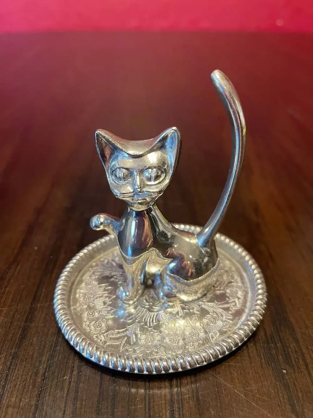 Vintage Kitty Cat Ring Jewelry Holder Tray Floral Engrave Base Midcentury Silver
